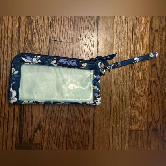 Vera Bradley Tech Wristlet with Clear Touch - Picture 2 of 4